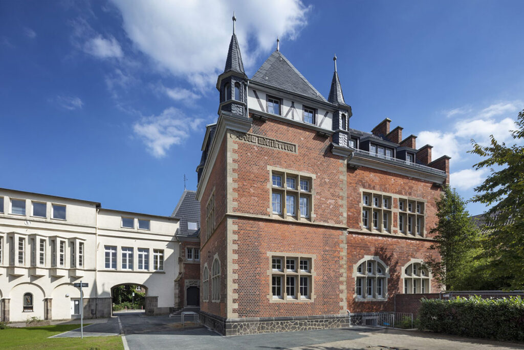 BRAWO_Projekte_Architekturfoto_Antoniushaus_Gesamtueberblick